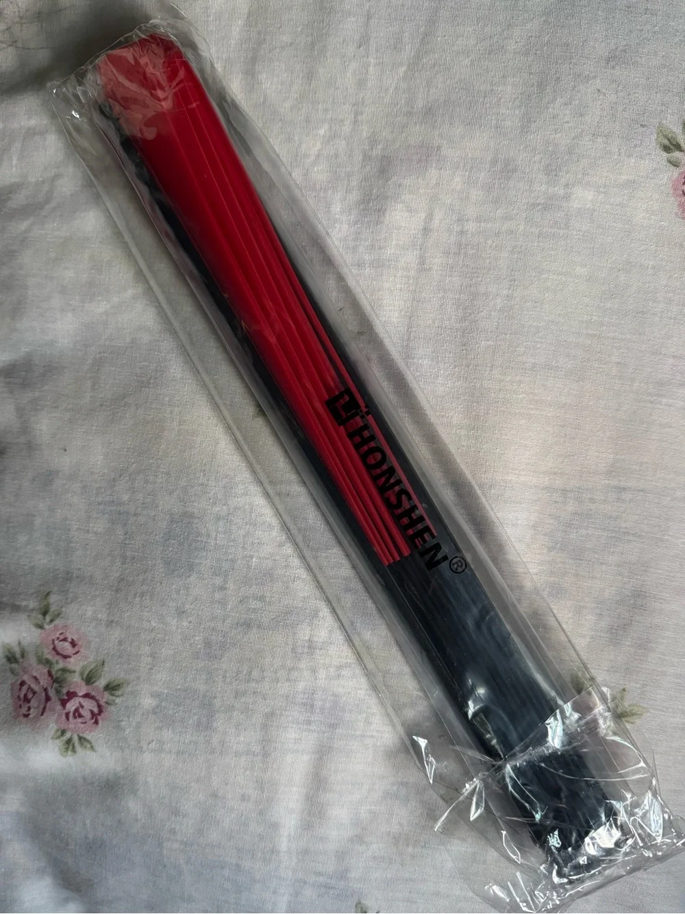N/A elegant red
